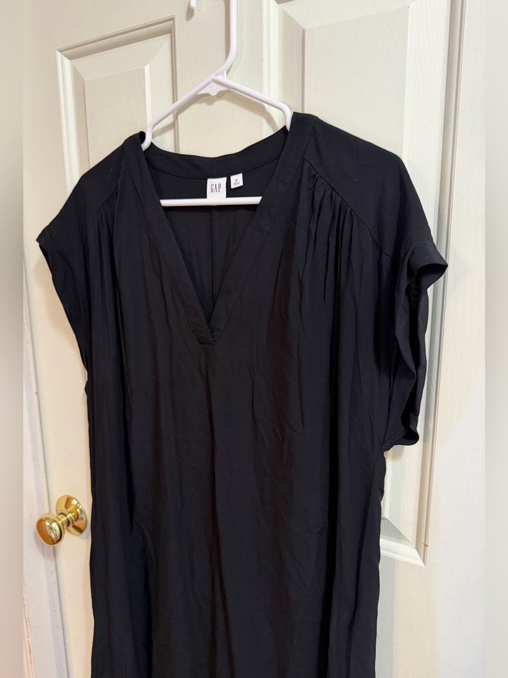 GAP V-Neck Little Black Dress | Minimalist | Quiet Luxury | Office Core | M - Picture 3 of 8
